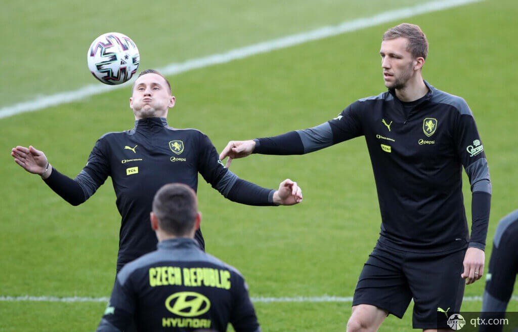 此次他正式 此次他正式